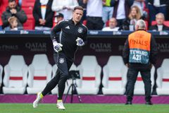 Περνάει την πόρτα του χειρουργείου ο Τερ Στέγκεν: «Σήμερα είναι μια δύσκολη μέρα για μένα, προσωπικά»