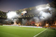 Επεισόδια έξω από την OPAP Arena μετά τον αγώνα ΑΕΚ - Μπερ Σεεβά