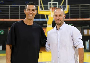 Άρης: Ανακοίνωσε προπονητή τον Μπόγκνταν Κάραϊσιτς - Υπέγραψε διετές συμβόλαιο