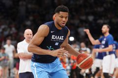 Ξεκίνησε την προετοιμασία του ενόψει του Eurobasket ο Γιάννης Αντετοκούνμπο (vid)