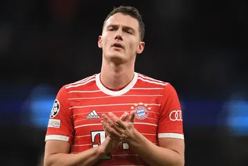 Ο Τούχελ δεν αφήνει τον Παβάρ να πάει στην Ίντερ