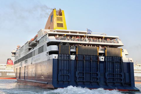 Δωρεάν μετακίνηση των ερασιτεχνικών σωματείων με πλοία από και προς τα νησιά