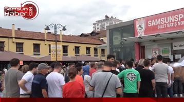 Ουρές από τους φίλους της Σάμσουνσπορ για ένα εισιτήριο - Ο λόγος που μαύρισαν τα καθίσματα στο γήπεδο των Τούρκων (vids)