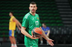 Ο Ρογκαβόπουλος κάλεσε τους φίλους του Παναθηναϊκού στην πρεμιέρα της EuroLeague (vid)