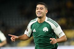 Ο Παναθηναϊκός με χατ τρικ του Ζαρουρί έριξε τεσσάρα στη Γιουνγκ Μπόις και ξεκίνησε ονειρικά στο Europa League