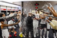 Mε το «δεξί» ο Σπλίτερ ως προπονητής των Μπλέιζερς: Ο ξέφρενος πανηγυρισμός στην νίκη επί των Ουόριορς που θύμισε Euroleague (vid)