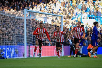 Η Σάντερλαντ «τούμπαρε» την Τσέλσι και πλησίασε την κορυφή - Επέστρεψε στις νίκες η Νιούκαστλ