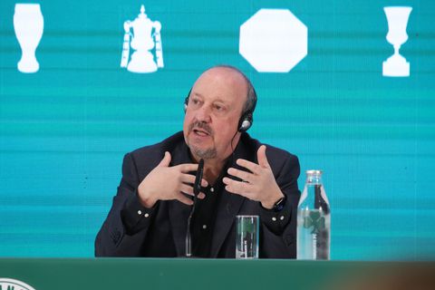 Μπενίτεθ: «Είναι σχεδόν αδύνατο να εγγυηθώ την επιτυχία» - Τι είπε για το μπάτζετ, τις μεταγραφές και τον πρωταθλητισμό