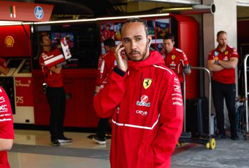 Ο Χάμιλτον προειδοποιεί τους πιλότους της McLaren για τον Φερστάπεν: «Είναι αδίστακτος»