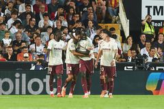 «Καθάρισε» τη Βαλένθια και προελαύνει η Βιγιαρεάλ