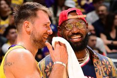 Λούκα Ντόντσιτς, τι έκανες: Η εξωπραγματική εμφάνισή του στη νίκη των Λέικερς επί των Τίμπεργουλβς (vid)