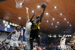 Απτόητη ΑΕΚ, πέρασε... αέρα από το «καυτό» Ιβανώφειο και διατήρησε το απόλυτο!