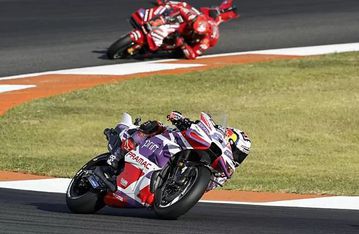 Ο Μάρτιν νίκησε στον Αγώνα Σπριντ της Βαλένθια και όλα κριθούν στον αυριανό τελικό