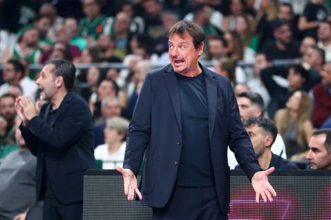 O Αταμάν αποθέωσε τους παίκτες του: «Ο Ναν είναι στους καλύτερους - Ο Σλούκας οργανώνει πολύ καλά»