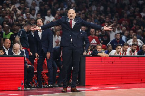 Ομπράντοβιτς: «Σπουδαίος αντίπαλος ο Ολυμπιακός - Εκτός μόνο ο Νταβιντόβατς»