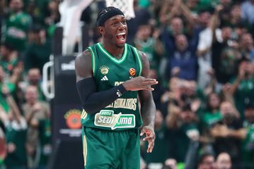 Με αδιανόητο ξέσπασμα στην τρίτη περίοδο ο Παναθηναϊκός ισοπέδωσε την Παρτιζάν!