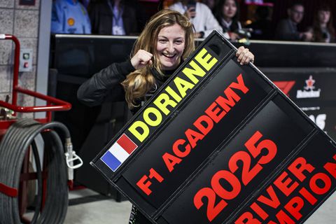 Η Ντοριάν Πιν στέφθηκε πρωταθλήτρια της F1 Academy για το 2025