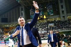 Ο Γιασικεβίτσιους πήρε «πράσινο» δώρο Χριστουγέννων και τραγούδησε «ΠΑΟ ολέ» (vid)