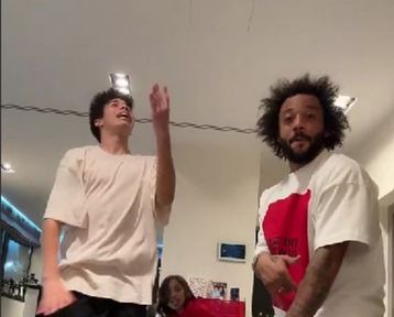 Ο Μαρσέλο το «έριξε» στον χορό με τα παιδιά του (vid)