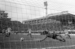 Όταν Παναθηναϊκός και Ολυμπιακός κοντραρίστηκαν μέσα στις γιορτές (pic/vid)