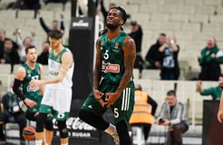 Παναθηναϊκός από τα… παλιά στο δεύτερο ημίχρονο, κατατρόπωσε την Ζαλγκίρις