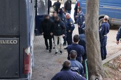 Συγκλονίζει η κατάθεση του φίλου του Άλκη: «Τον άκουσα να φωνάζει βοήθεια - Κοκκάλωσα, είχα πολλές μαχαιριές» (vids)