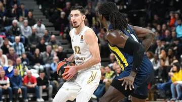 Η Βιλερμπάν διέσυρε τη Φενέρ με σούπερ Ντε Κολό