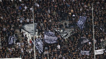 Το πανό των οπαδών του ΠΑΟΚ για την τραγωδία στα Τέμπη (pic)
