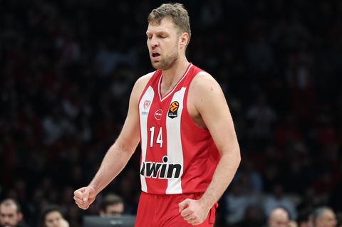 EuroLeague Weekly: Ο Βεζένκοφ και οι υπόλοιποι κορυφαίοι της εβδομάδας (vid)