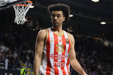 Επίδειξη δύναμης από τον Ερυθρό Αστέρα με τρομερό Νουόρα στη Βιέννη