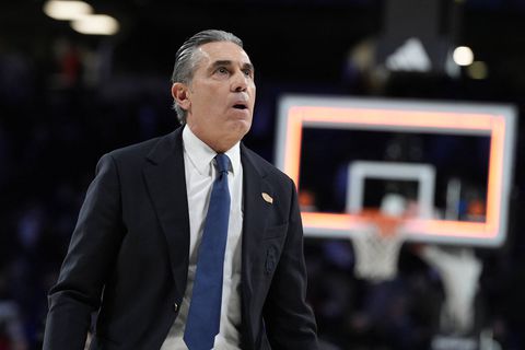 Σκαριόλο: «Ήμουν ο πιο αυστηρός με τον Χεζόνια»