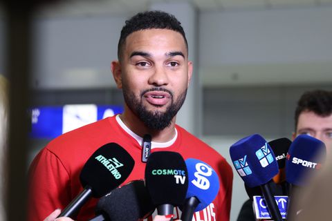 Έφτασε στην Αθήνα ο Κόρι Τζόσεφ για τον Ολυμπιακό