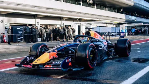 Η Red Bull στην κορυφή της πρώτης ημέρας δοκιμών στη Βαρκελώνη