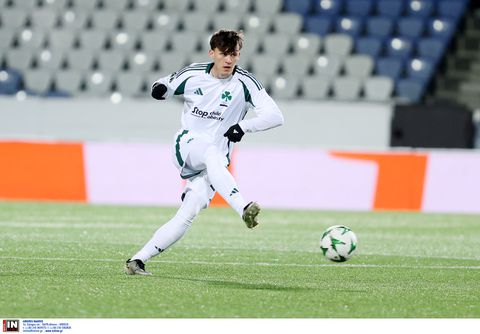 Ελεύθερος από τον Παναθηναϊκό ο Φικάι - Συνεχίζει στην πολωνική Γκόρνικ