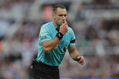 Γιατί ένας Αυστραλός είναι VAR στο Άγιαξ - Ολυμπιακός: Η απίθανη ιστορία του Γκίλετ