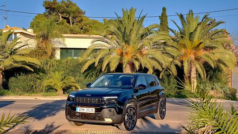 Δοκιμάζουμε το Jeep Avenger EV – Το πρώτο αμιγώς ηλεκτρικό Jeep είναι ένα από τα πιο ενδιαφέροντα B-SUV