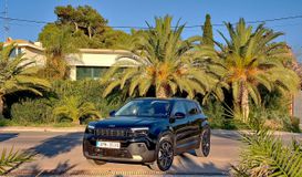 Δοκιμάζουμε το Jeep Avenger EV – Το πρώτο αμιγώς ηλεκτρικό Jeep είναι ένα από τα πιο ενδιαφέροντα B-SUV
