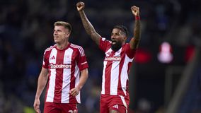 Με δίδυμο Κοστίνια - Ροντινέι και στο Άμστερνταμ!