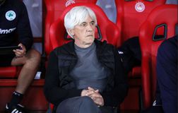 Το βίντεο με την απάντηση του Γιοβάνοβιτς και την «ασπίδα» που ύψωσε για την ομάδα του