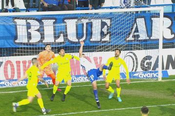 Το τρομερό γκολ με «ψαλιδάκι» του Μάντζη που ακυρώθηκε (vid)