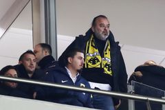 Ηλιόπουλος στους παίκτες της ΑΕΚ: «Είστε σαν παιδιά μου και δεν θα αφήσω κανέναν να σας τραμπουκίσει»