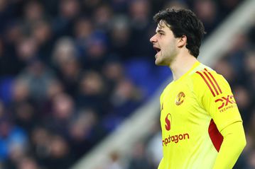 Τερματοφύλακας της Μάντσεστερ Γιουνάιτεντ αποκαλύπτει επιρροές από Κόμπι και Λεμπρόν