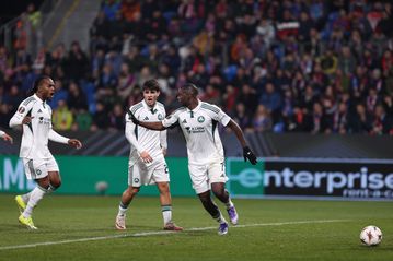 Ο Τεττέη με πλασέ έκανε το 1-0 για τον Παναθηναϊκό και του έδωσε προβάδισμα πρόκρισης (vid)