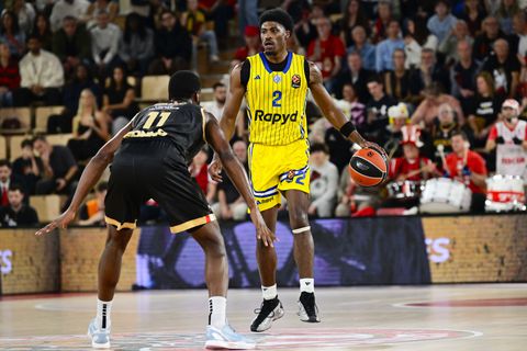 «Τρένο» η Μακάμπι, έβαλε τέλος στο σερί της Μονακό!