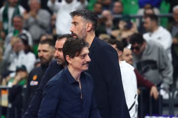 Ο Γιαννακόπουλος σχολίασε τη φάση με το φάουλ που δεν δόθηκε στον Χειζ-Ντειβις (pic)