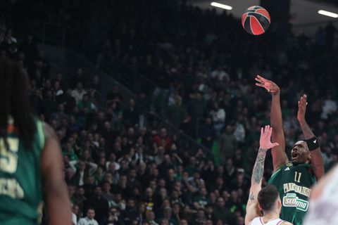 Ο Καβαλιέρ παραδέχθηκε στον Χέιζ-Ντέιβις ότι του έκανε φάουλ!