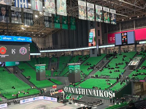 Πανηγυρίστηκε έξαλλα στο T-Center το γκολ του Τεττέη - Το βίντεο του Sportal