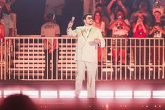 Ο Bad Bunny έβαλε μπουφάν του Πελέ και ο κόσμος... τρελάθηκε