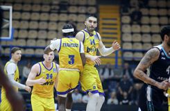 Ο Κασελάκης κάλεσε τον κόσμο του Περιστερίου να πανηγυρίσουν μαζί την 3η θέση