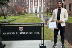 Πτυχιούχος του Χάρβαρντ ο Λέο Μάτος